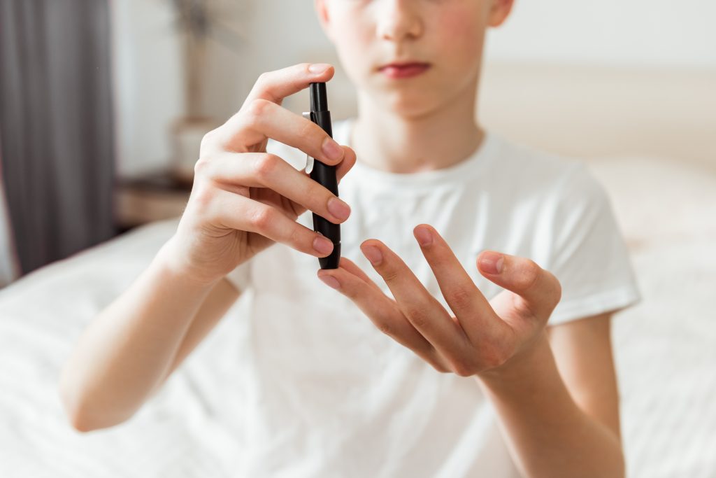 Niño con diabetes