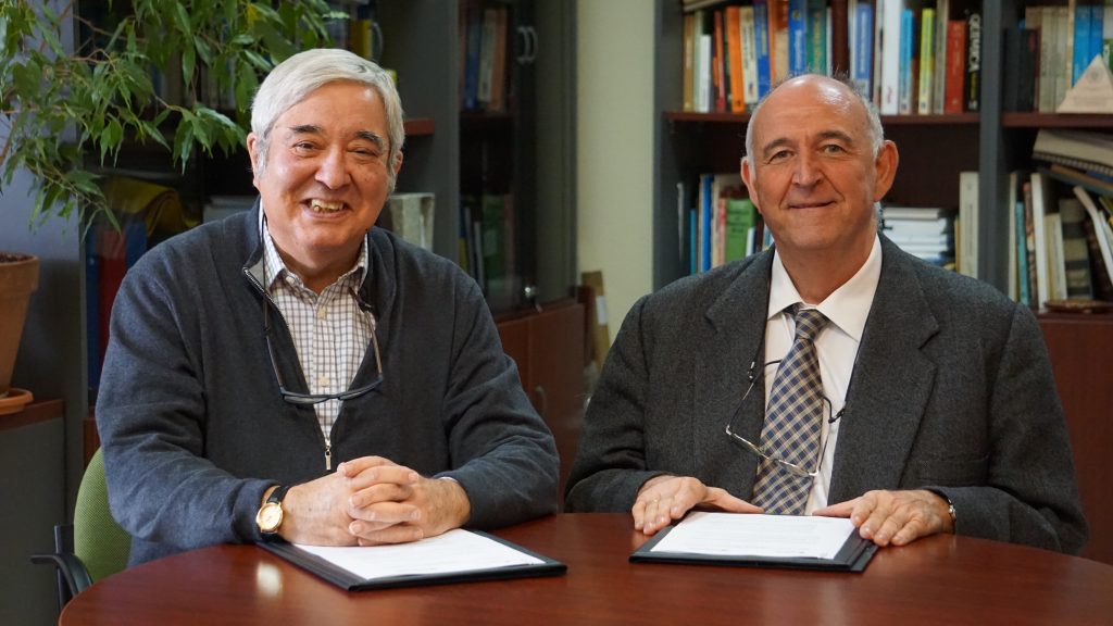 Representantes de SEDCA y el IIAS firman un acuerdo